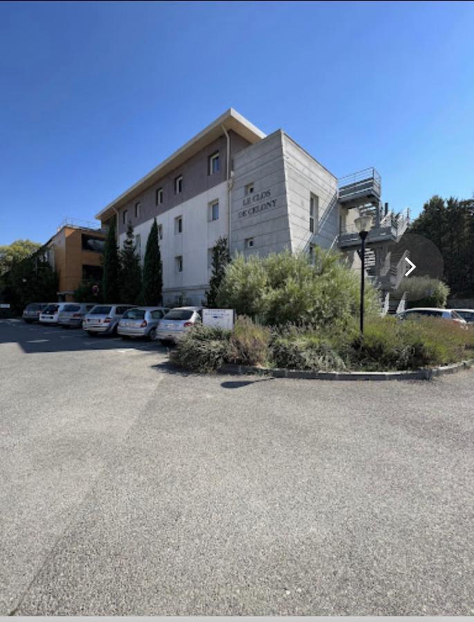 Joli Studio Le Clos D'Aix Avec Grande Terrasse Piscine Et Parking Gratuit Экс-ан-Прованс Экстерьер фото